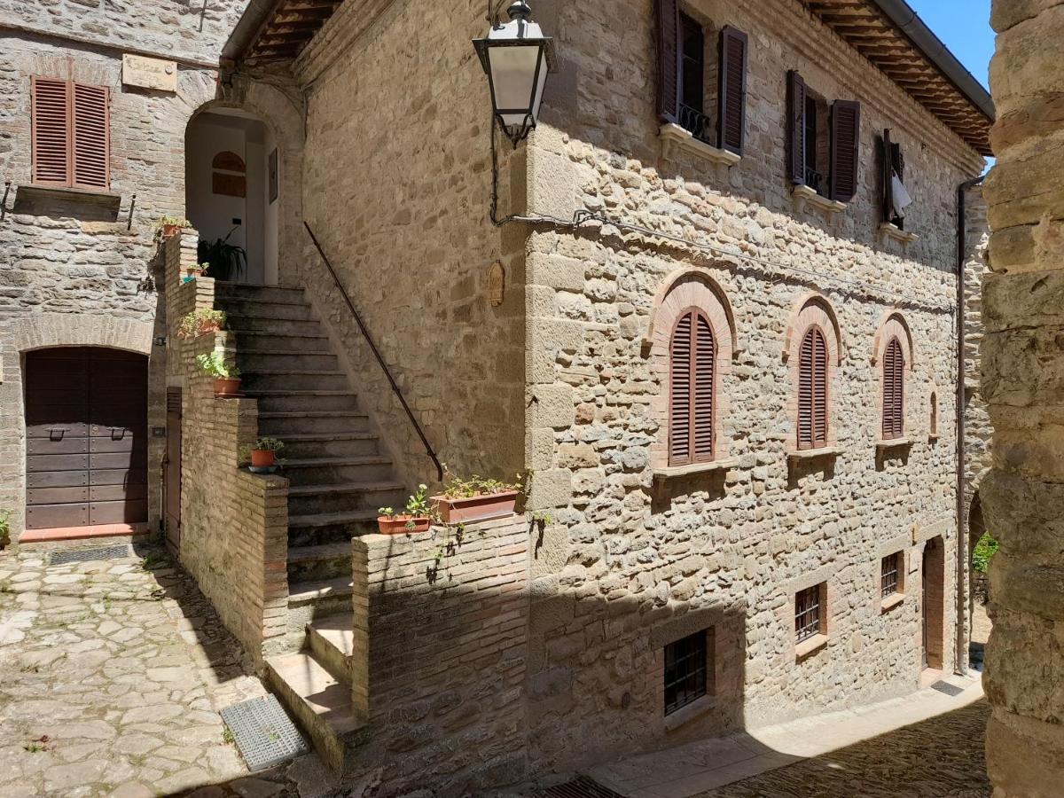 Castello Di Giomici Exterior foto
